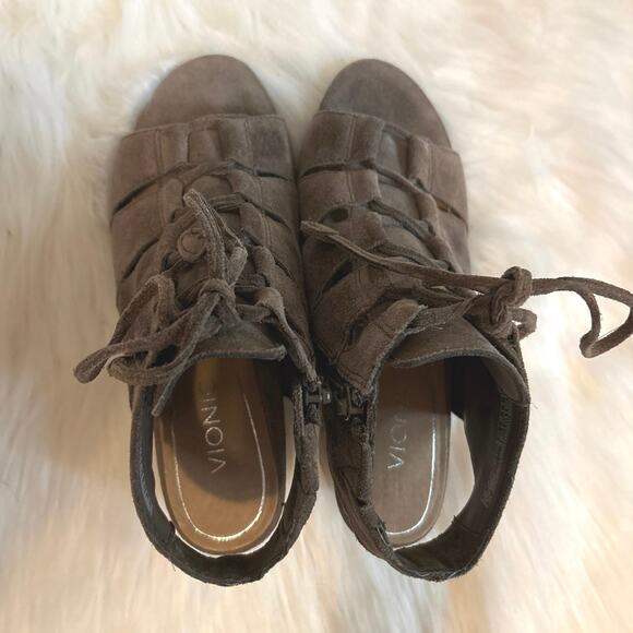 Vionic Brown Suede Lace Up Block Heel Shoes Size 5 - Picture 4 of 7